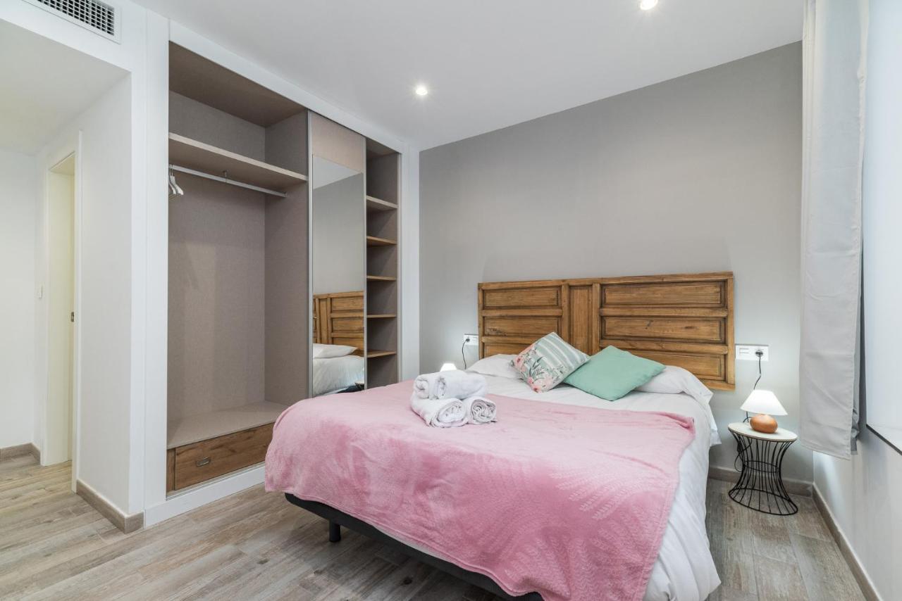 Moderno Apartamento En Centro De Гранада Экстерьер фото
