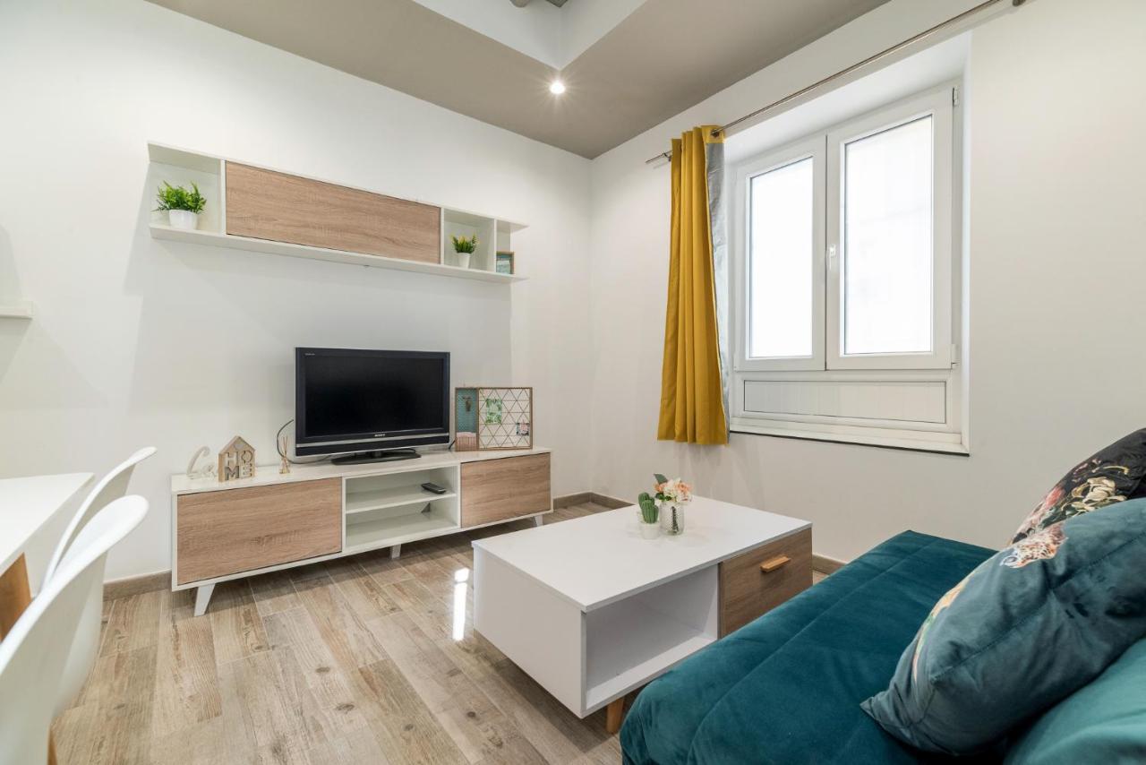 Moderno Apartamento En Centro De Гранада Экстерьер фото