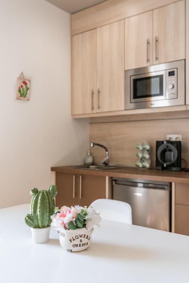 Moderno Apartamento En Centro De Гранада Экстерьер фото