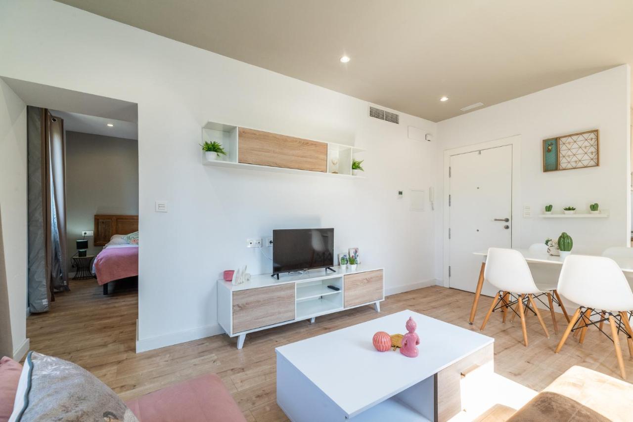 Moderno Apartamento En Centro De Гранада Экстерьер фото