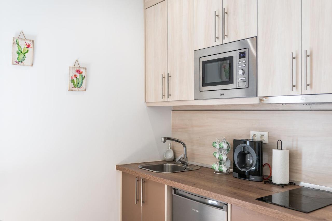 Moderno Apartamento En Centro De Гранада Экстерьер фото