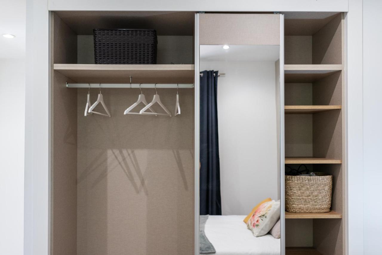 Moderno Apartamento En Centro De Гранада Экстерьер фото