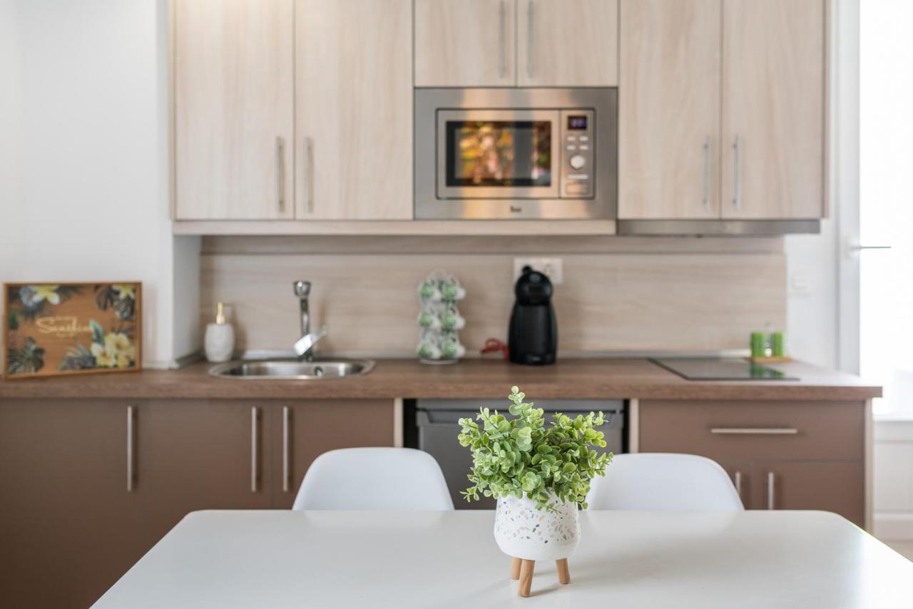 Moderno Apartamento En Centro De Гранада Экстерьер фото