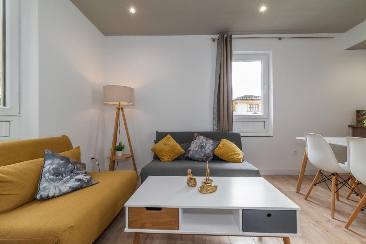 Moderno Apartamento En Centro De Гранада Экстерьер фото